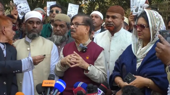  চার দিনের নির্বাচনি সফরে বগুড়ায় মান্না