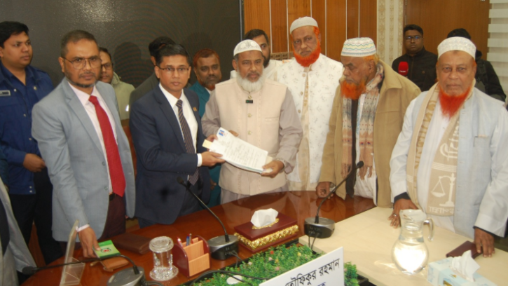 বগুড়া-৬ আসনে জামায়াত প্রার্থী আবিদুরের মনোনয়নপত্র দাখিল