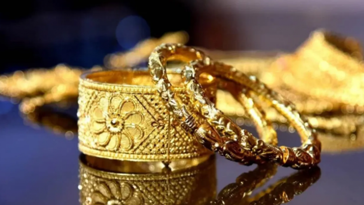 জানুয়ারিতেই ৩ দফায় বাড়ল সোনার দাম, ভরি কত!